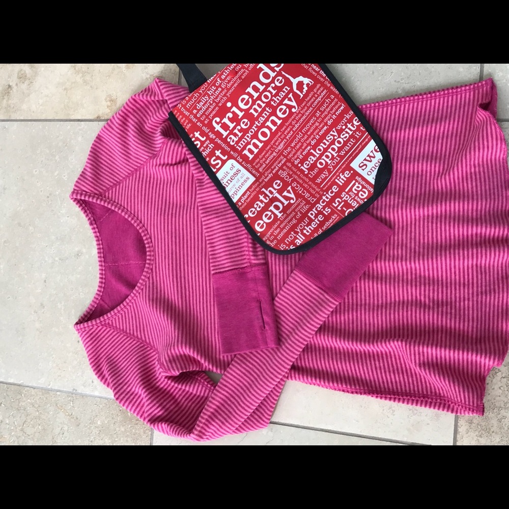 Lululemon reversable top.